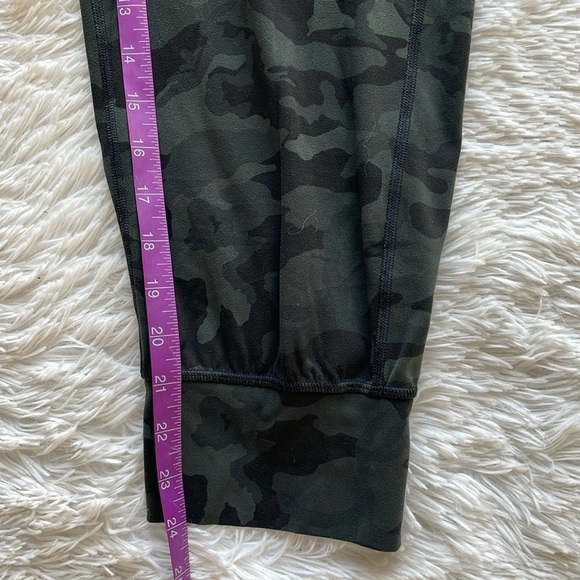 lululemon athletica Camo Leggings - Black and Green - Picture 9 of 9